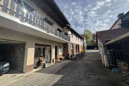 Haus zum Kaufen in Lindenfels Winterkasten 198.000,00 € 185 m² - Lindenfels / Winterkasten