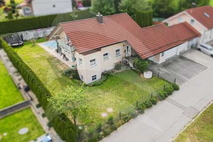 Haus zum Kaufen in Hutthurm 649.000,00 € 183 m²