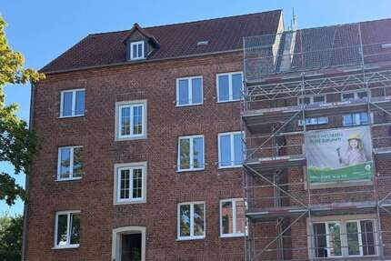 Wohnung zum Mieten in Schwerin 1.213,00 € 94.5 m²