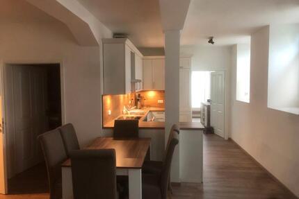 2 Zimmer Wohnung zu vermieten - 970,00&nbsp;EUR Kaltmiete, ca.&nbsp; 74,00&nbsp;m&sup2; in Haseldorf (PLZ: 25489)