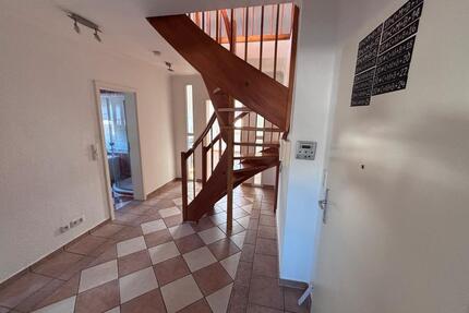 3,5 Zimmerwohnung - 870,00&nbsp;EUR Kaltmiete, ca.&nbsp; 90,00&nbsp;m&sup2; in Sarstedt (PLZ: 31157)