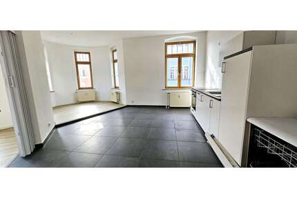 Wohnung zum Mieten in Sachsen - Limbach-Oberfrohna 550,00 € 90 m²