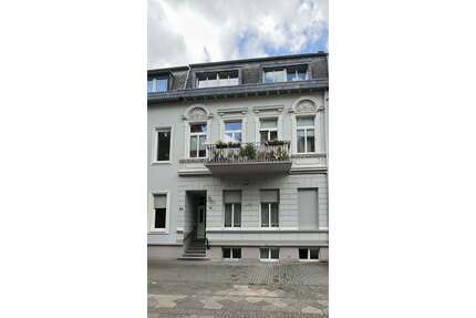 Wohnung zum Mieten in Krefeld Stadtmitte 1.190,00 € 109 m² - Krefeld / Stadtmitte