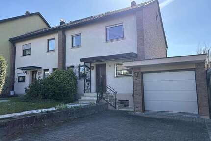 Haus zum Kaufen in Böblingen 660.000,00 € 185 m²