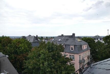 Wunderschöne Dachgeschoss-Wohnung in ruhiger und grüner Lage ab sofort zu vermieten! - Dresden Cotta