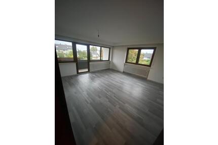 4-Zimmer-Wohnung mit Balkon,Stellplatz und Gäste-WC in Dürrwangen
