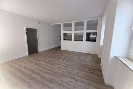 Wohnung zum Mieten in Bad Lauchstädt 790,00 € 65 m²