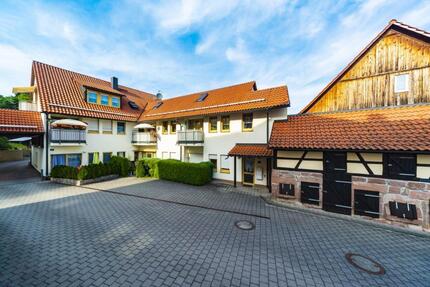 Gemütliche 2-Zimmer-Wohnung im Erdgeschoss mit Terrasse - Zella-Mehlis