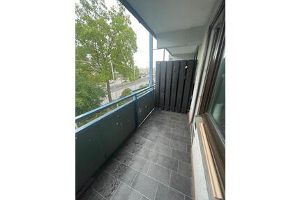 1 ZKB mit Balkon incl TG Platz und Kellerabteil, nicht vermietet - Heidelberg Bahnstadt