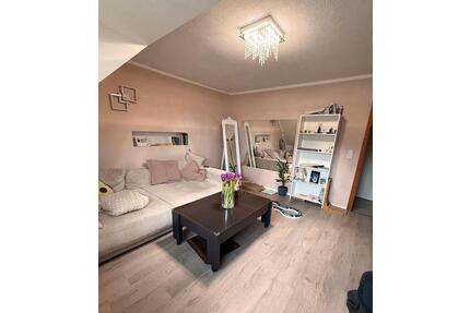 Helle Maisonette Wohnung: Modernes Wohnen auf zwei Ebenen (85 m²) - Saarbrücken West