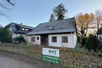 Haus zum Kaufen in Berlin-Hermsdorf 599.000,00 € 240 m²