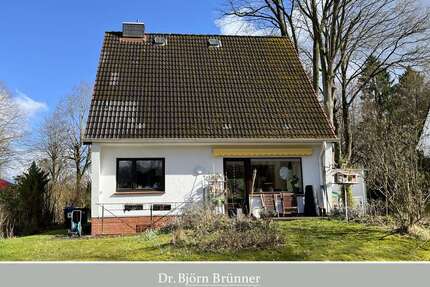 Haus zum Mieten in Ahrensburg 1.350,00 € 99 m²