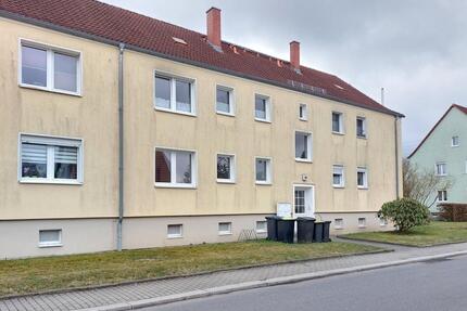 3 Raumwohnung im Erdgeschoß - 460,00&nbsp;EUR Kaltmiete, ca.&nbsp; 58,25&nbsp;m&sup2; in Großröhrsdorf (PLZ: 01900)