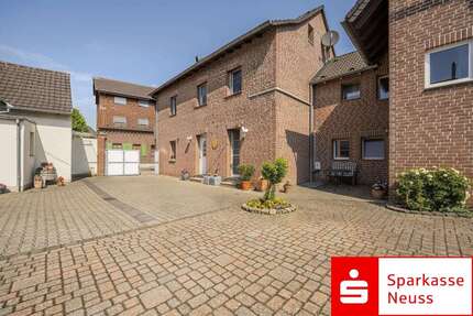 Haus zum Kaufen in Rommerskirchen 549.000,00 € 191 m²