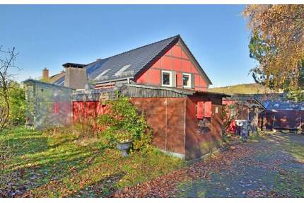 Haus in Hessisch Lichtenau - 230.000,00&nbsp;EUR Kaufpreis, ca.&nbsp; 226,00&nbsp;m&sup2;&nbsp;Wohnfl&auml;che in Hessisch Lichtenau (PLZ: 37235)