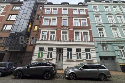 2-Zimmer-Wohnung, frei in toller Lage! - Schwerin Feldstadt