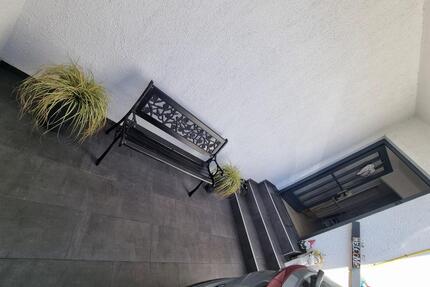 Mehrfamilienhaus - 560.000,00&nbsp;EUR Kaufpreis, ca.&nbsp; 260,00&nbsp;m&sup2; in Mengkofen (PLZ: 84152)