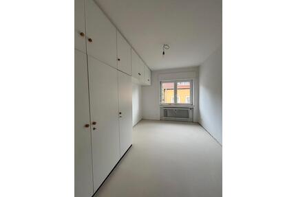 frisch sanierte 3-Zimmer Wohnung in verkehrsberuhigter Seitenstraße zu vermieten! - Saarbrücken Brebach-Fechingen