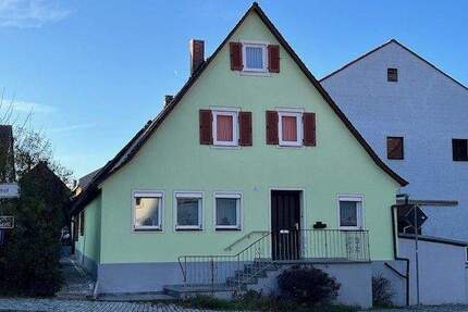 kleines Wohnhaus in zentraler Lage von Markt Bibart