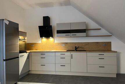 Neuwertige 2 Zimmerwohnung - 980,00&nbsp;EUR Kaltmiete, ca.&nbsp; 86,00&nbsp;m&sup2; in Varel (PLZ: 26316)