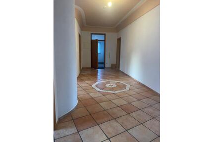 Exkl. 3,5 Zi.-Whg. in Jugendstilvilla mit 2 Balkonen & 2 Bädern - Blaubeuren