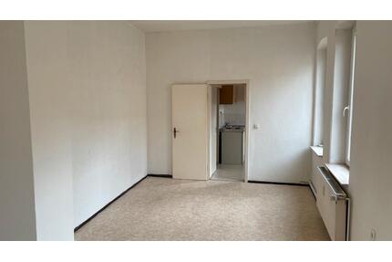 1 Raum Wohnung mit Küche - 370,00&nbsp;EUR Kaltmiete, ca.&nbsp; 27,80&nbsp;m&sup2; in Naumburg (Saale) (PLZ: 06618)