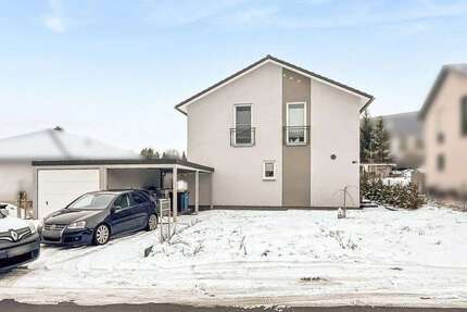 Haus zum Kaufen in Teuchern 550.000,00 € 159 m²