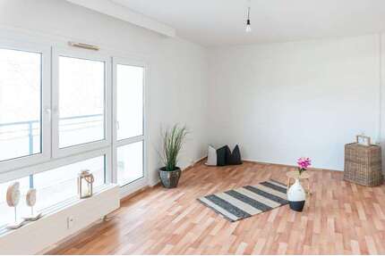 Wohnung zum Mieten in Chemnitz 576,00 € 96.05 m²