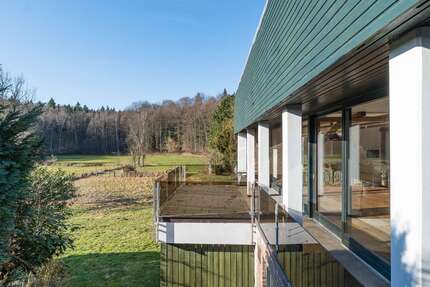 Haus zum Kaufen in Holtsee 680.000,00 € 185 m²