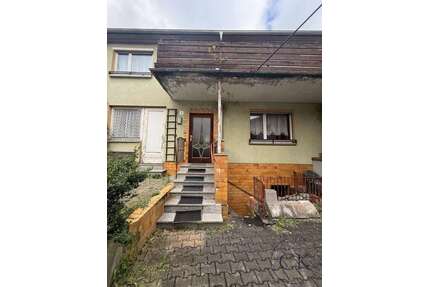 Haus zum Kaufen in Nordheim vor der Rhön 99.000,00 € 144 m²