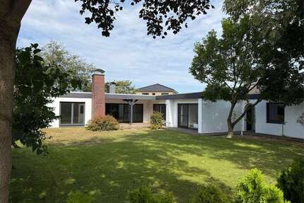 Haus zum Kaufen in Toppenstedt 430.000,00 € 206 m²