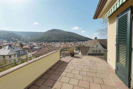 Großzügige 4-Zimmer-Wohnung mit Blick auf Schloss und Neckar – umfassend saniert - Heidelberg Neuenheim