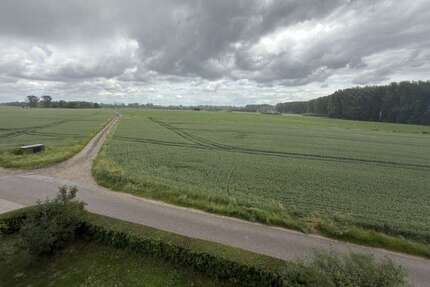 Wohnung zum Mieten in Meerbusch 900,00 € 121 m²