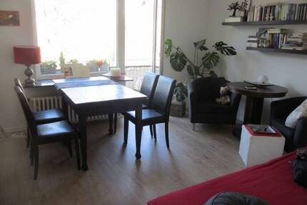 Frei ab 01.07. - Vorderer Westen - 2 ZKB mit Balkon - Kassel