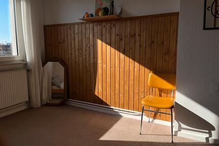 Schöne, möbilierte 2-Zimmer-Wohnung mitten in Duisburg-Neudorf