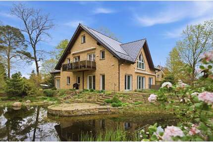 Haus zum Kaufen in Falkensee 1.750.000,00 € 281.16 m²