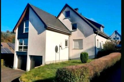 Wohnung zu vermieten - 950,00&nbsp;EUR Kaltmiete, ca.&nbsp; 80,00&nbsp;m&sup2; in Siegen (PLZ: 57078) Dillnhütten