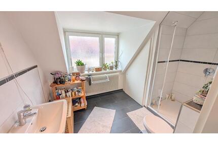 Modernisierte Wohnung mit Blick ins Grüne - Bremerhaven