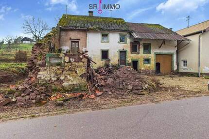 Sanierungsbedürftiges Wohnhaus mit Potenzial - Baustert