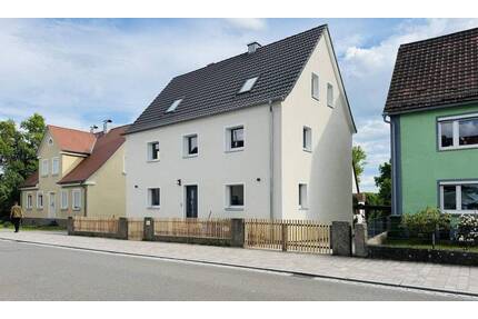 Warum weiter Miete zahlen? Kernsaniertes Haus mit Vermietung & Förderung sich leisten! - Bechhofen
