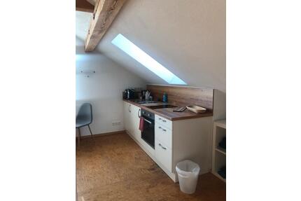 Möbiliertes Apartment mit eigenem Bad und separatem WC - befriste - Leutkirch im Allgäu