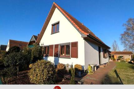 Ein- bis Zweifamilienhaus mit Gartenidylle in Weyhe - Weyhe / Erichshof