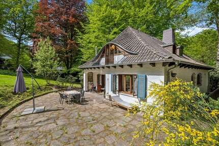 Haus zum Kaufen in Rosengarten 998.000,00 € 130.15 m²