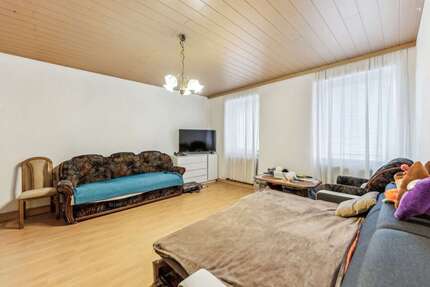 Haus zum Kaufen in Gunzenhausen 339.000,00 € 196.65 m²