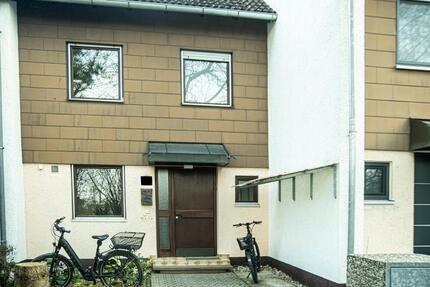 Reihenhaus Ingolstadt Oberhaunstadt 2 Garagen, ohne Provision