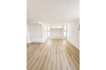 Wohnung zum Kaufen in Moers 34.990,00 € 27.95 m²