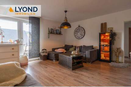 Helle 3,5-Zimmer-Etagenwohnung mit Balkon und Aufzug in gepflegtem Mehrfamilienhaus! - Essen / Katernberg