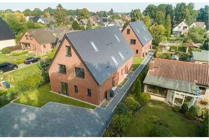 Haus zum Mieten in Norderstedt 2.227,50 € 135 m²