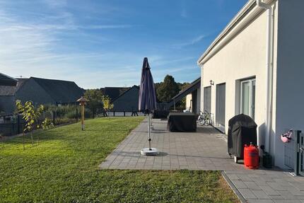 Haus zum Vermieten - 1.500,00&nbsp;EUR Kaltmiete, ca.&nbsp; 140,00&nbsp;m&sup2; in Simmern/Hunsrück (PLZ: 55469)