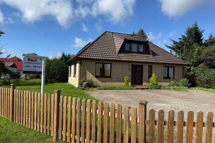 Haus zum Kaufen in Göldenitz 435.000,00 € 185 m²